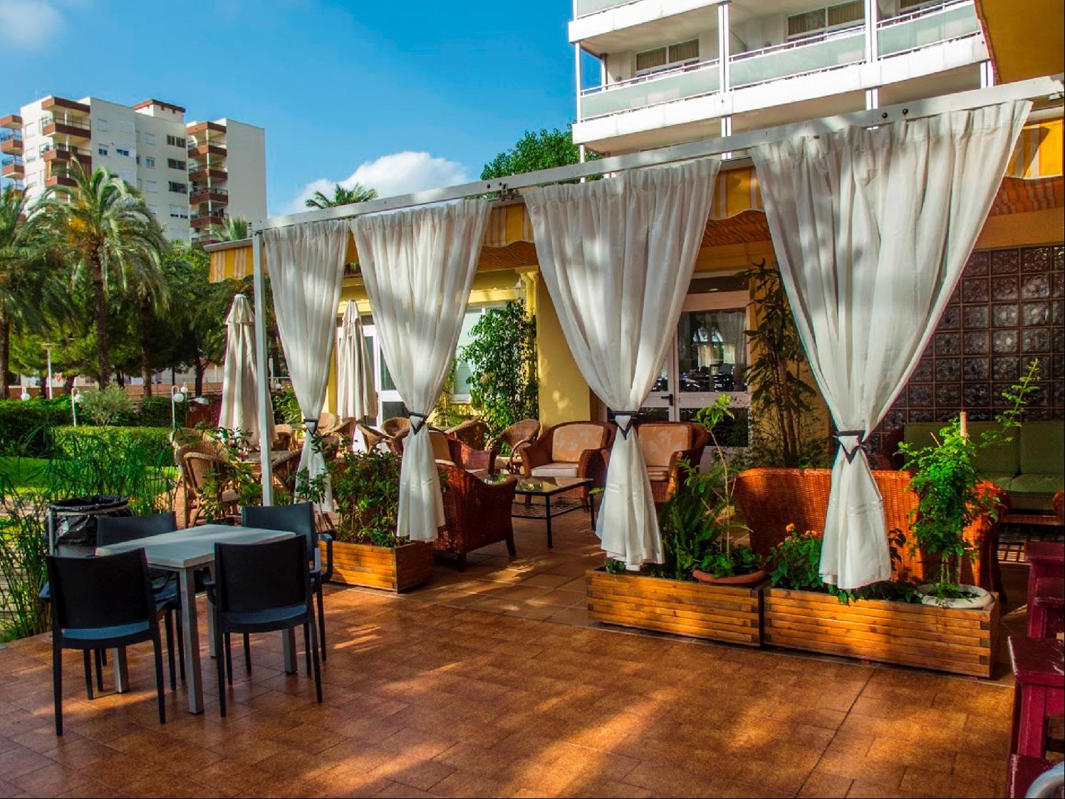Hotel Tres Anclas Gandia Exterior photo